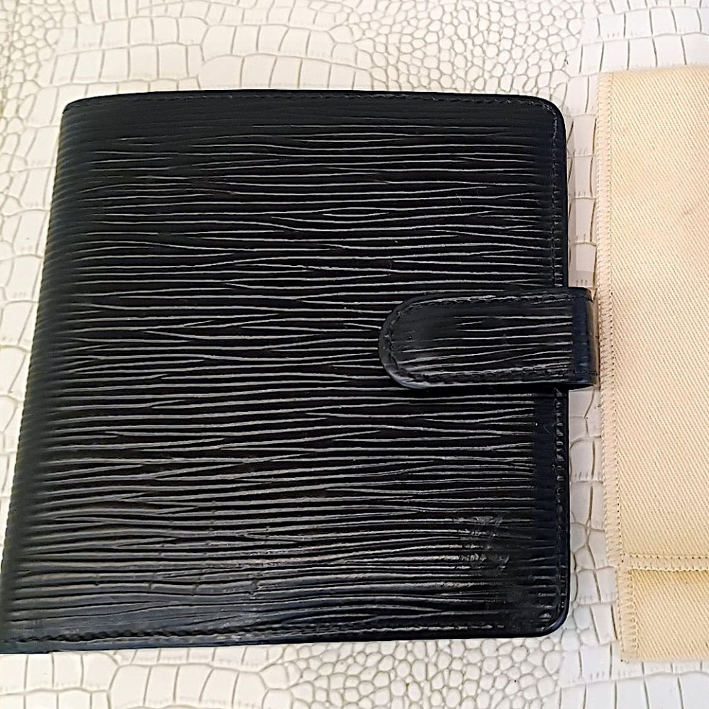 Rare This LV Epi Leather Porte Billes Compact Wallet/ button accent-Wallet Only